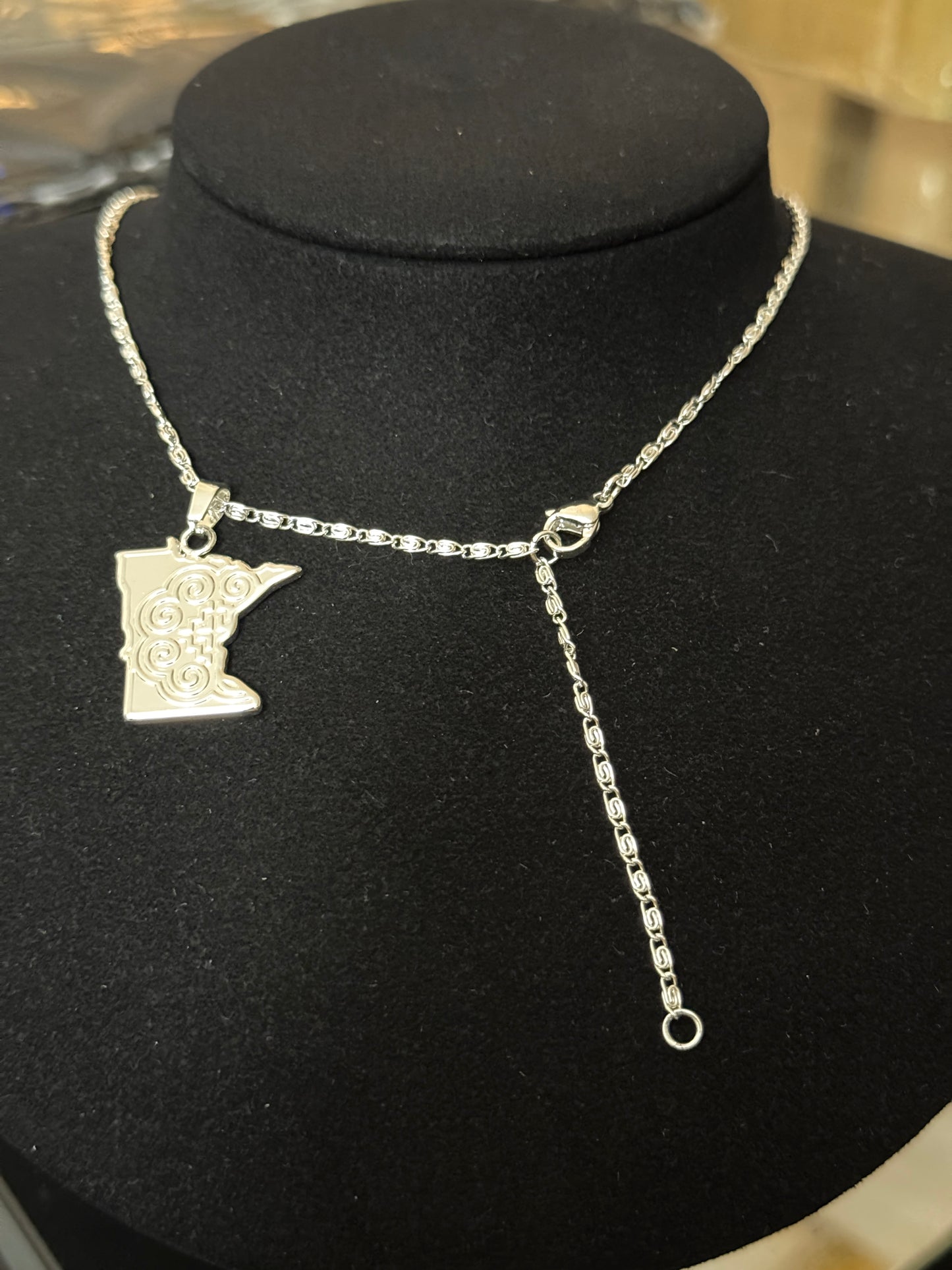 Yang Family of Minnesota Necklace