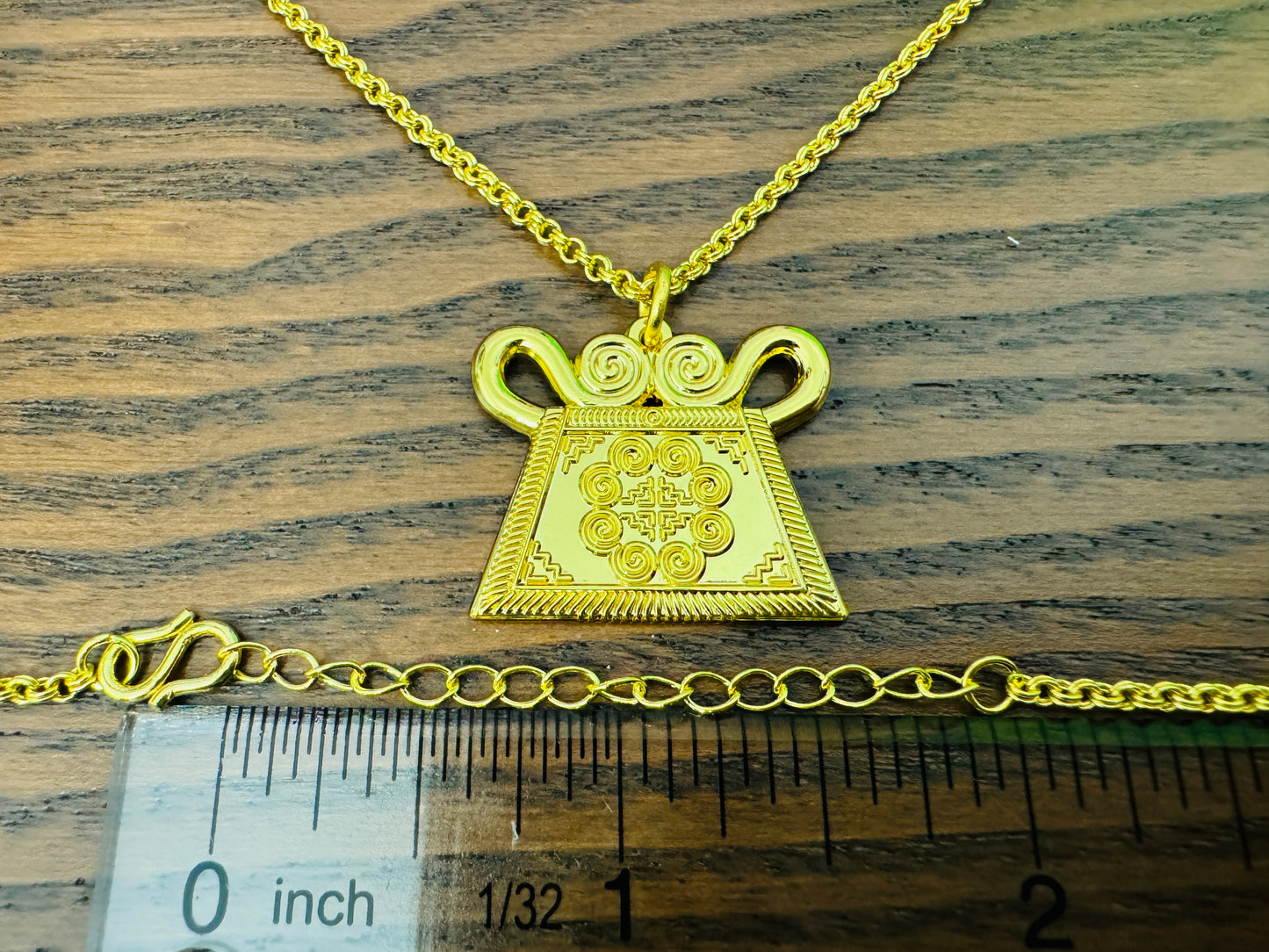 Small Pendent Necklace