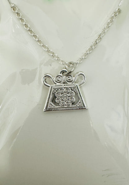 X- Small Pendent Necklace