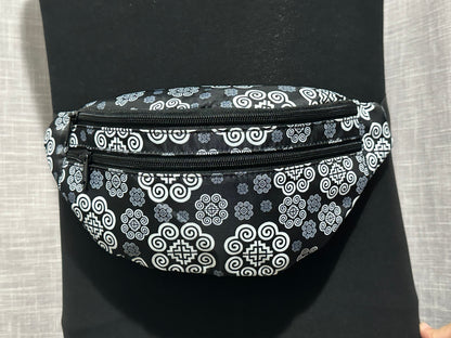 Hmong Fanny pack ( Style #1 )